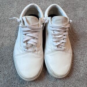 Vans Unisex Old Skool Sneakers- White Size 9.5W / 8M